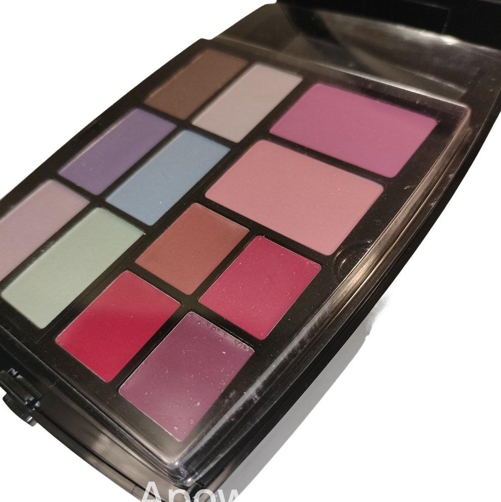 Makeup pallet compact - Picture 10 of 11